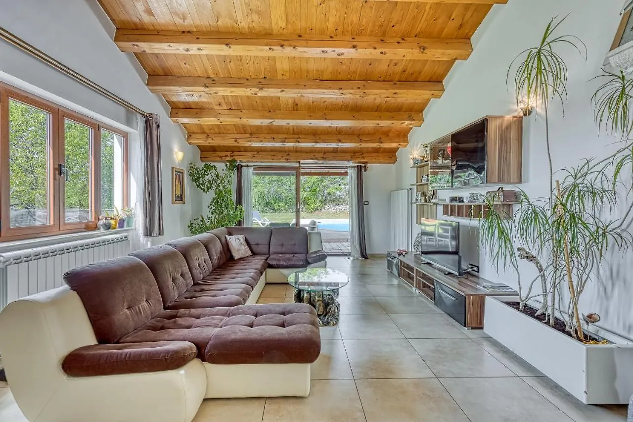 Villa Simac With Pool And Whirlpool - Happy Rentals Pazin 0*,  Croácia
