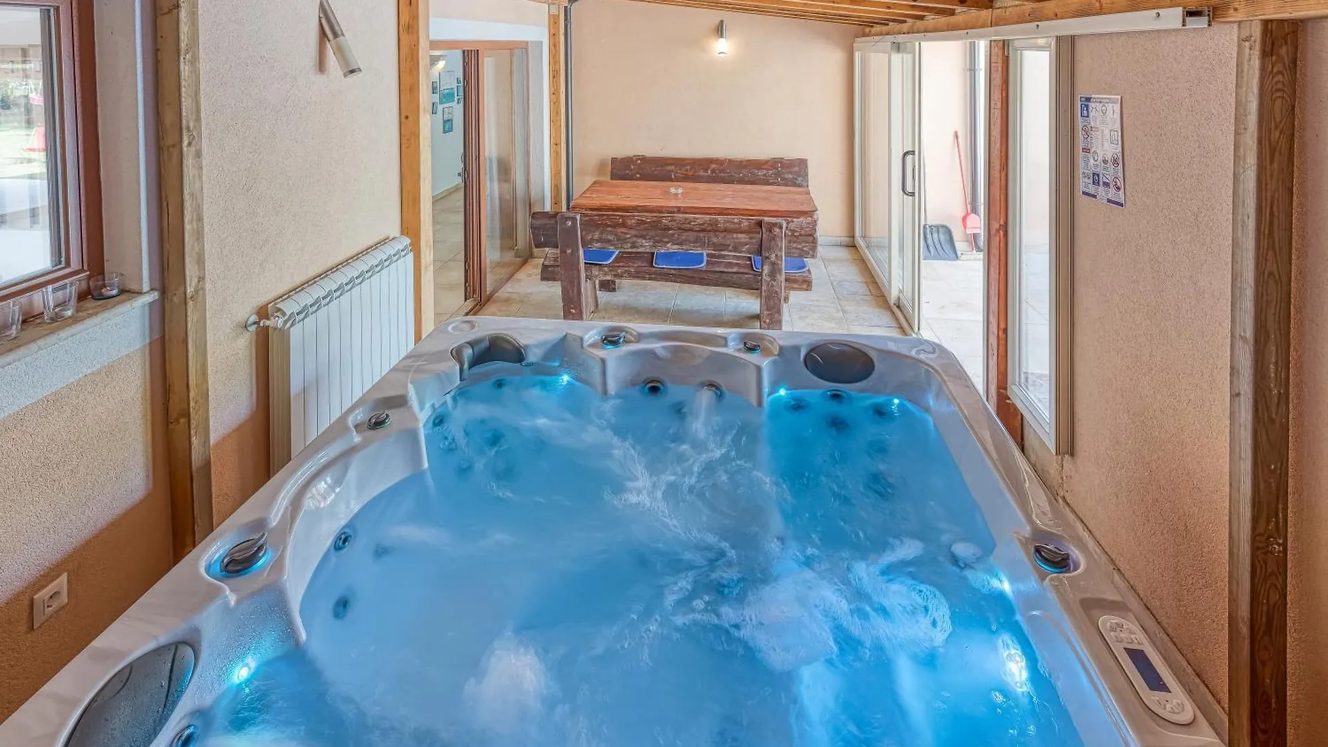 Villa Simac With Pool And Whirlpool - Happy Rentals Pazin